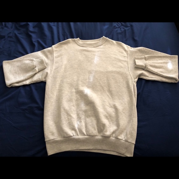 White Sweater Perfect Condition - Picture 1 of 4